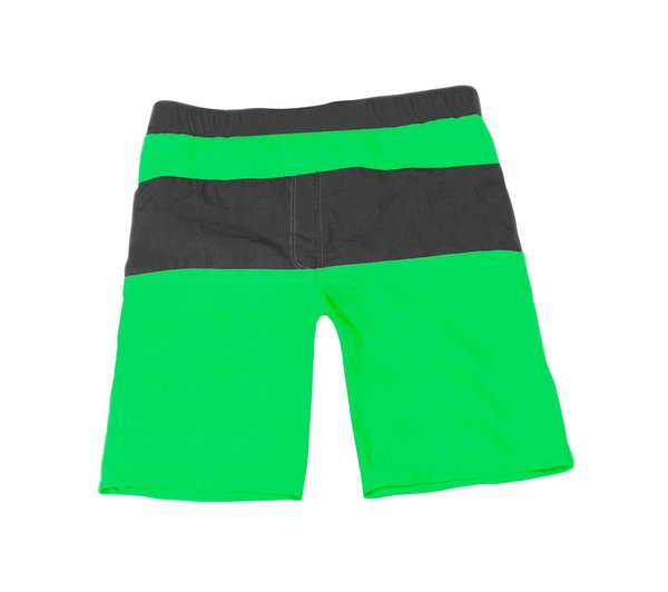 Les boardshorts homme tendance et abordables à explorer